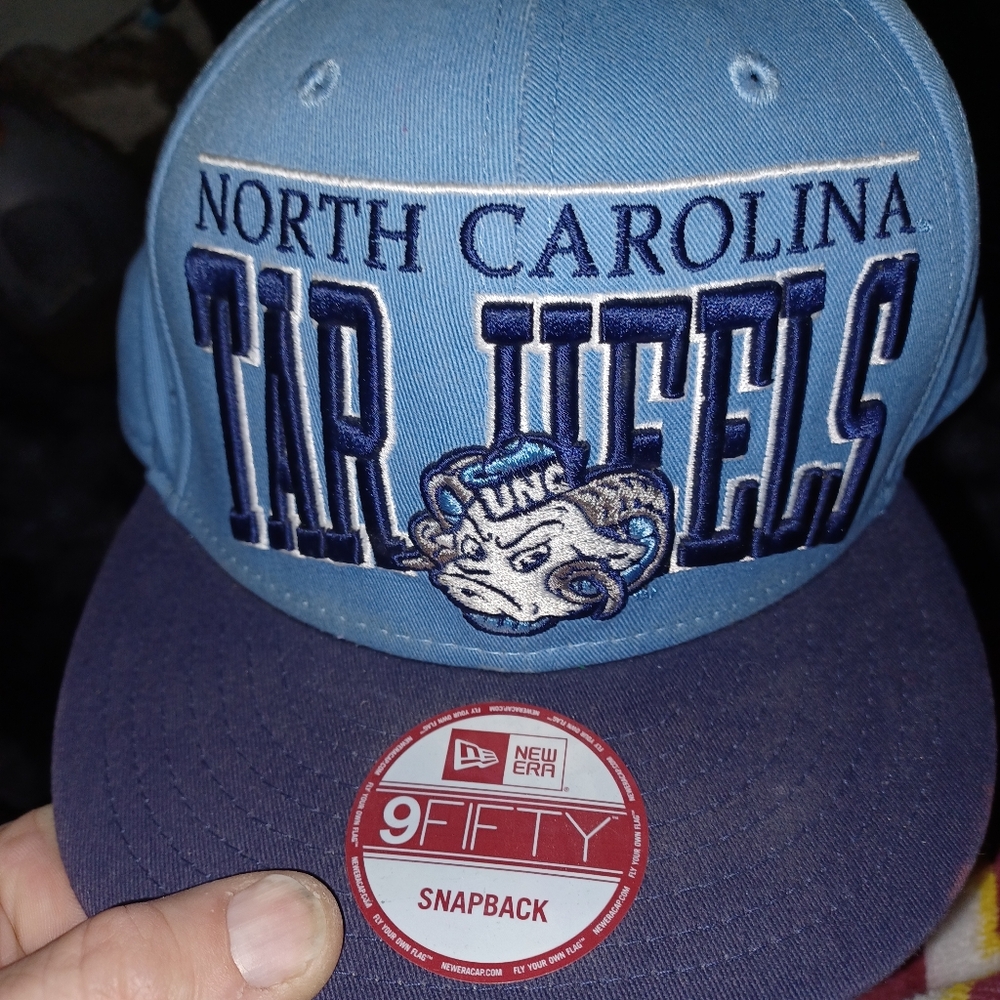 New era 59fifty snapback hat north Carolina tar heels